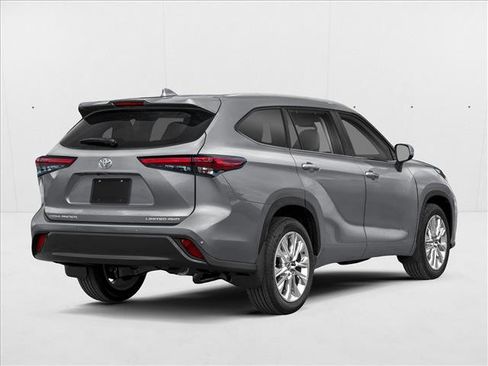 New 2026 Toyota Highlander Limited image 2