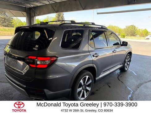 Used 2023 Honda Pilot Elite image 5