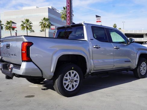 New 2026 Toyota Tacoma SR5 image 4