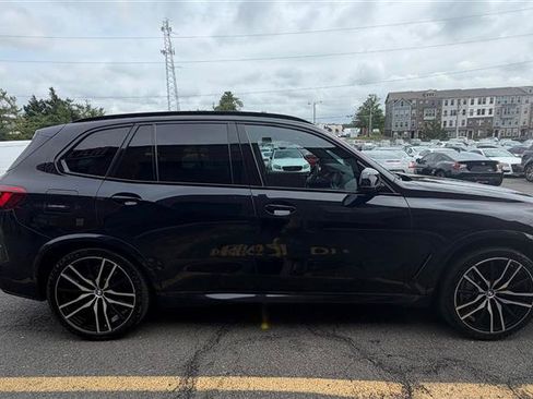 Used 2019 BMW X5 xDrive50i w/ M Sport Package AWD/4WD image 16