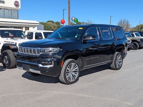 Used 2022 Jeep Grand Wagoneer Series III image 9