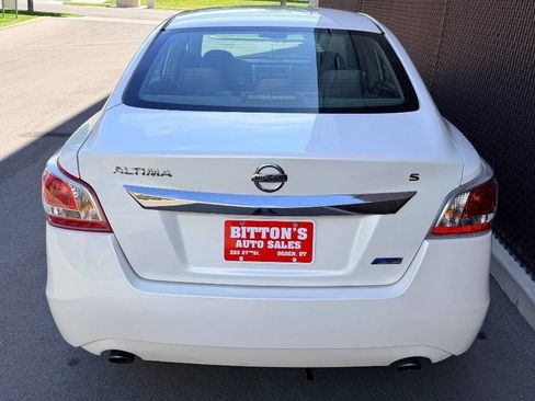 Used 2013 Nissan Altima 2.5 S FWD image 5