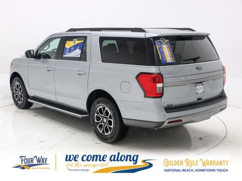 Used 2023 Ford Expedition Max XLT image 6