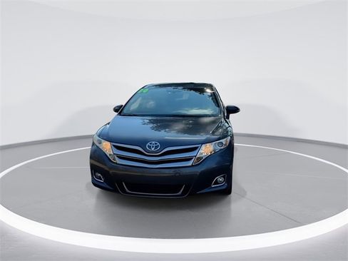 Used 2014 Toyota Venza XLE image 3