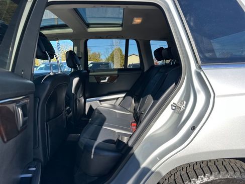 Used 2013 Mercedes-Benz GLK 350 4MATIC image 17