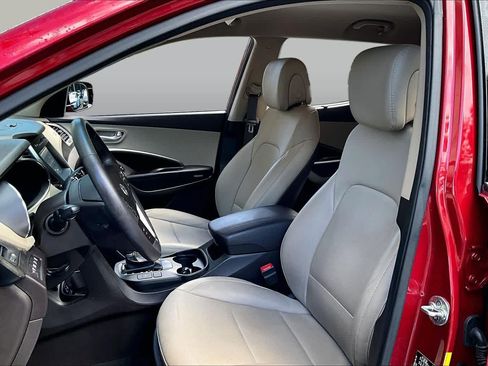 Used 2017 Hyundai Santa Fe Sport FWD image 8