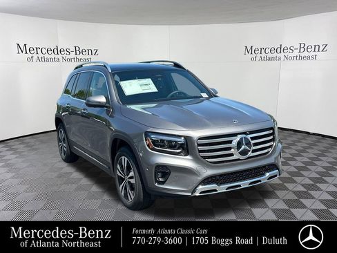 New 2026 Mercedes-Benz GLB 250 4MATIC image 1