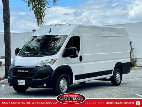 Used 2023 RAM ProMaster 3500 w/ Convenience Group FWD image 3