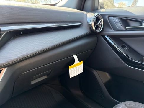 New 2026 Chevrolet Equinox LT image 33