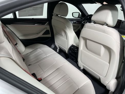Used 2023 BMW 530i xDrive 530i xDrive w/ Executive Package image 14