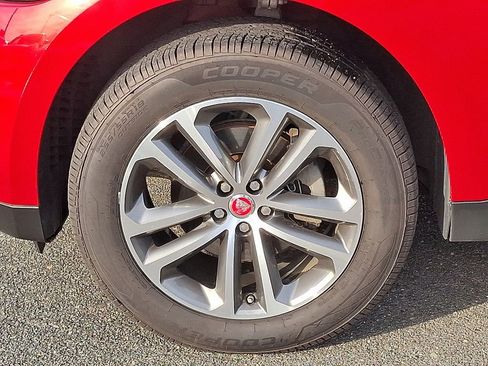 Used 2020 Jaguar F-PACE Premium image 8