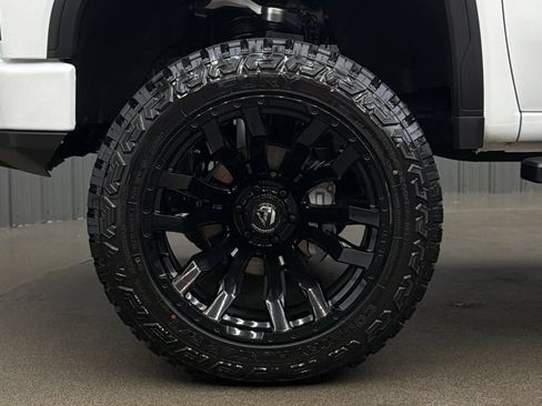 Used 2025 GMC Sierra 1500 Elevation w/ Elevation Premium Package AWD/4WD image 10