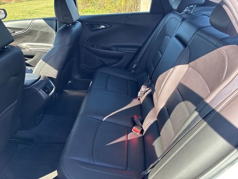 Used 2016 Chevrolet Malibu Premier w/ Driver Confidence Package II image 34