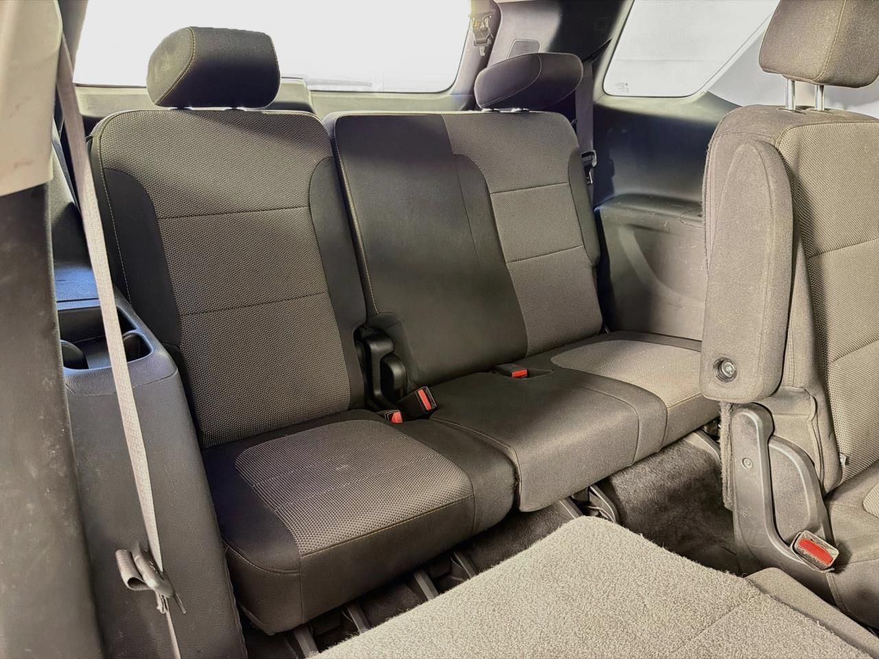 Used 2019 Chevrolet Traverse LT w/ LPO, Black Accent Package AWD/4WD image 40
