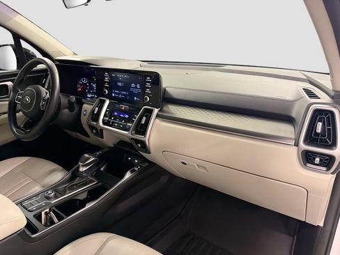 Used 2021 Kia Sorento S FWD image 29