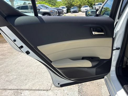 Used 2016 Acura ILX FWD image 14