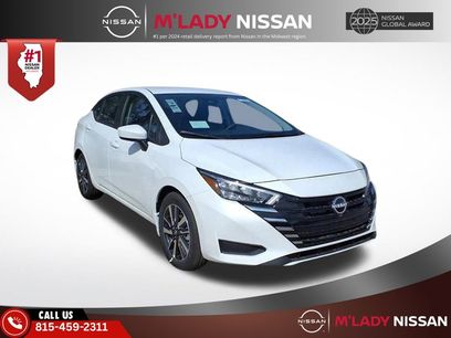 New 2025 Nissan Versa SV w/ Trunk Package