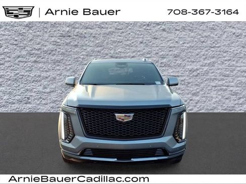 Certified 2025 Cadillac Escalade Sport AWD/4WD image 11