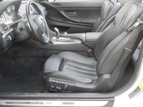 Used 2012 BMW 640i Convertible RWD image 28