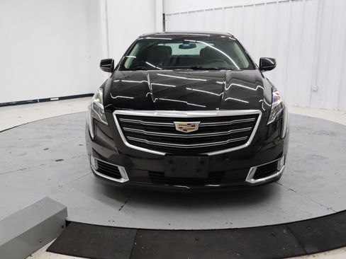Used 2018 Cadillac XTS Luxury image 10