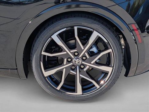 New 2026 Toyota Prius Plug-In Hybrid FWD image 10