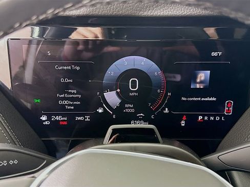 Used 2025 GMC Yukon Denali w/ Denali Reserve Package AWD/4WD image 15