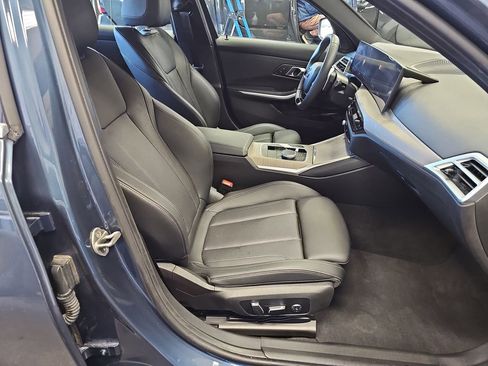 Used 2025 BMW 330i xDrive image 10