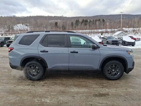 New 2026 Honda Pilot TrailSport image 2