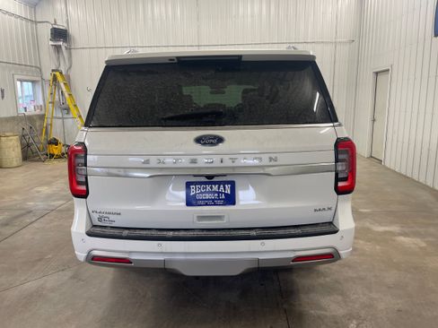 Used 2022 Ford Expedition Max Platinum AWD/4WD image 4