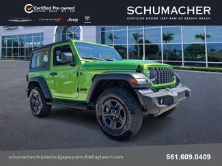 Used 2025 Jeep Wrangler Sport video 1