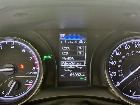 Used 2021 Toyota Camry SE w/ TRD Appearance Package (TMS) FWD image 19