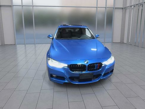 Used 2016 BMW 328i xDrive Sedan AWD/4WD image 3