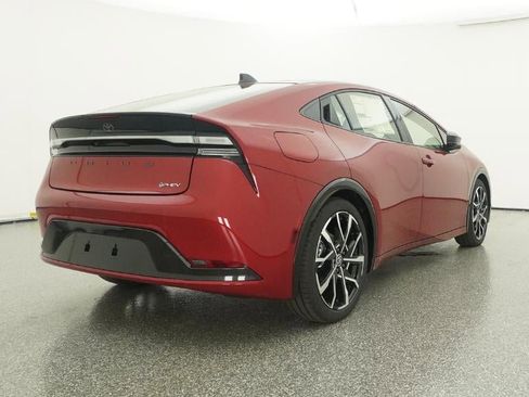 New 2026 Toyota Prius Plug-In Hybrid image 24