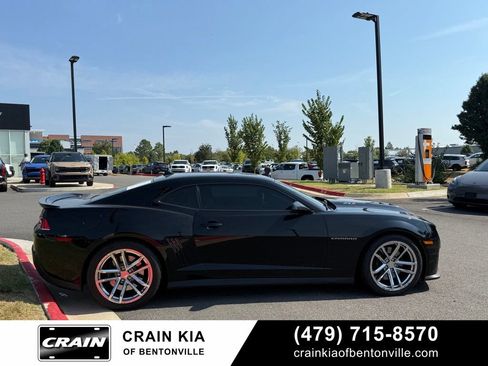 Used 2014 Chevrolet Camaro ZL1 RWD image 8