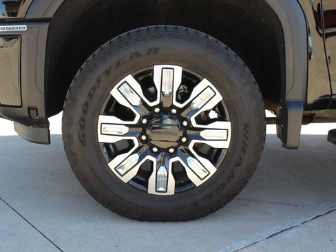 Used 2024 GMC Sierra 3500 Denali w/ Denali Reserve Package AWD/4WD image 40