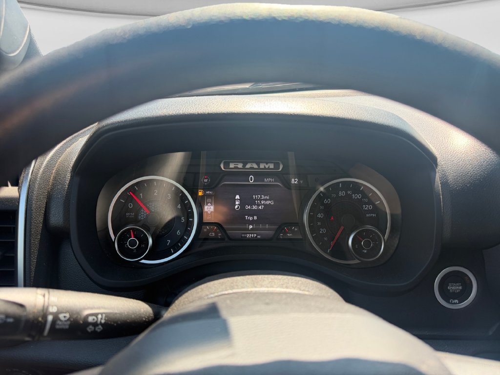 Used 2026 RAM 1500 Express AWD/4WD image 9