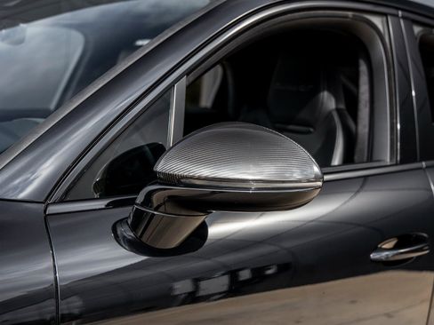 Certified 2022 Porsche Cayenne Turbo GT image 17