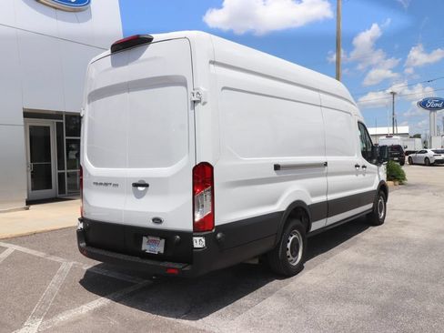 Used 2025 Ford Transit 250 148 High Roof Extended RWD image 13