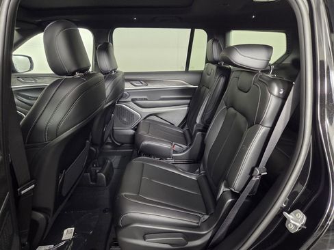 New 2026 Jeep Grand Cherokee L Limited w/ Limited Altitude Package RWD image 18