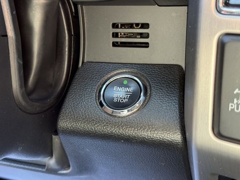 Certified 2018 Ford F250 Platinum w/ Platinum Ultimate Package image 29