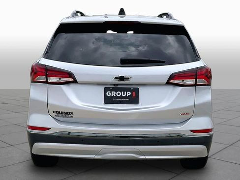 Used 2022 Chevrolet Equinox RS w/ Infotainment Package FWD image 5