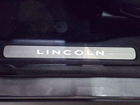 Used 2024 Lincoln Corsair Grand Touring AWD/4WD image 41