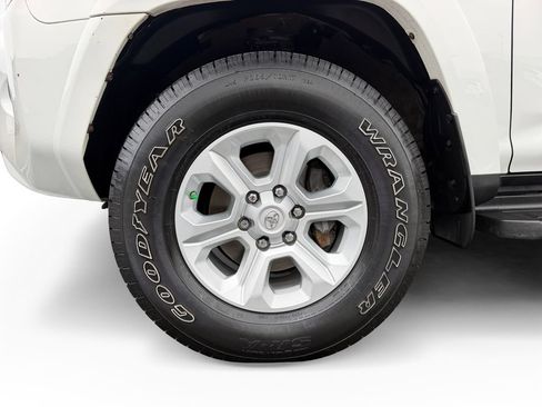 Used 2021 Toyota 4Runner SR5 Premium AWD/4WD image 30