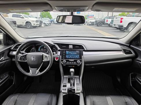 Used 2018 Honda Civic EX-L image 11