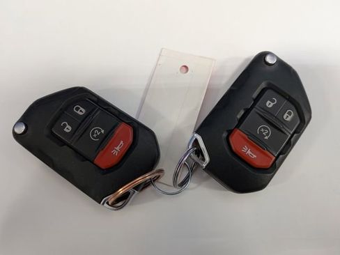 Used 2020 Jeep Wrangler Unlimited Sport S image 34