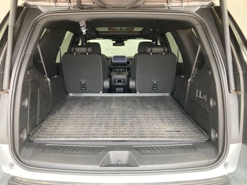 Used 2023 Chevrolet Tahoe LT w/ LT Signature Package AWD/4WD image 22