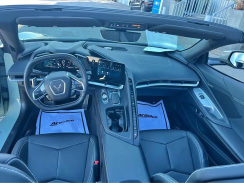 Certified 2024 Chevrolet Corvette Stingray Convertible w/ Battery Protection Package image 11
