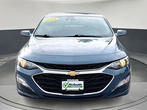 Used 2024 Chevrolet Malibu LT image 2