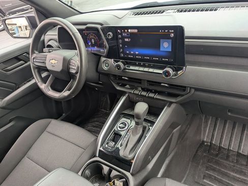 Used 2023 Chevrolet Colorado W/T w/ Safety Package AWD/4WD image 32