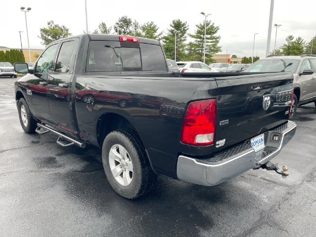Used 2016 RAM 1500 Classic SLT AWD/4WD image 3